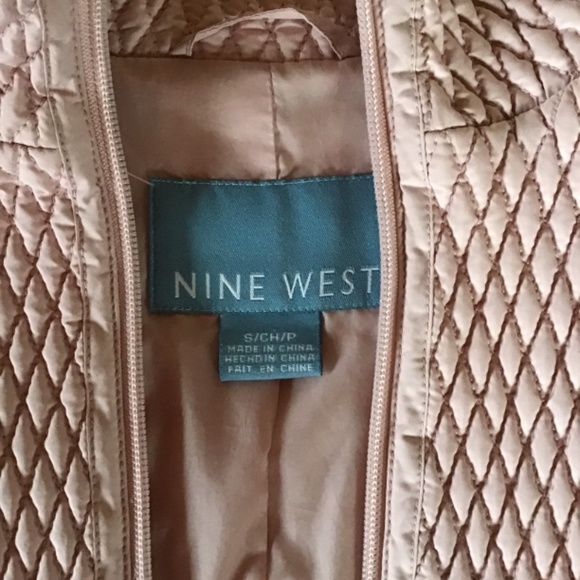 Quilted fitted jacket - Picture 3 of 6